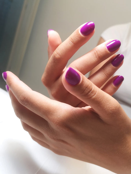 Dry manicure con semipermanente